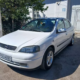 Opel Astra 2003