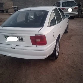 Opel Vectra 1992