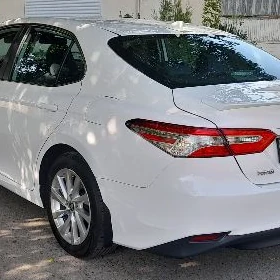 Toyota Camry 2020