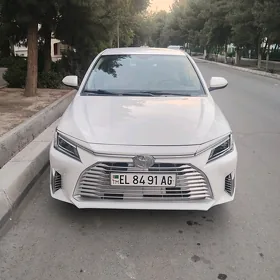 Toyota Yaris 2023