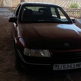 Opel Vectra 1990