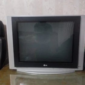 Telewizor we podstawkasy