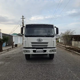 FAW J7 2010