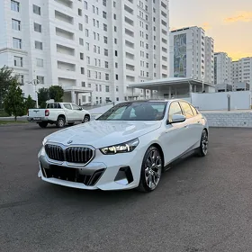 BMW 5 Series 2024