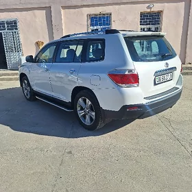 Toyota Highlander 2013