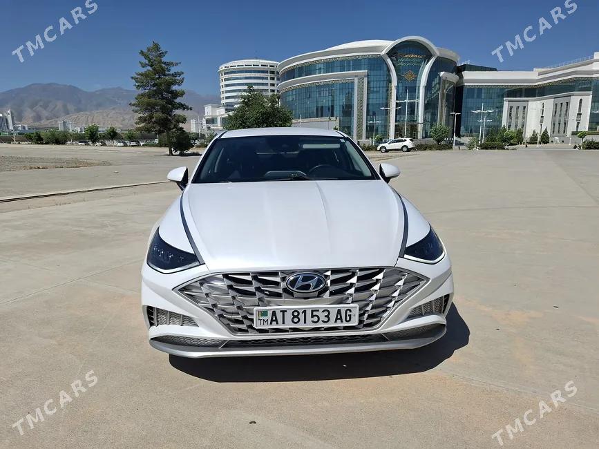 Hyundai Sonata 2021 - 1