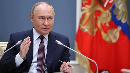 Президент Туркменистана поздравил Владимира Путина с днем рождения