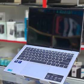 ACER ULTRA5/OLED 2.8K