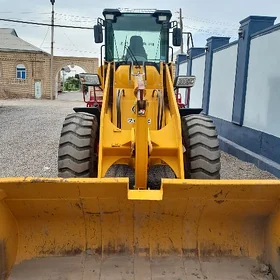 XCMG LW300F 2025