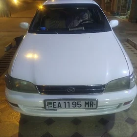 Toyota Corona 1992