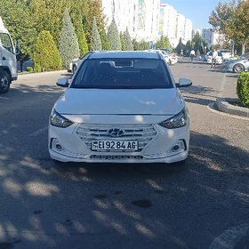 Hyundai Elantra 2021