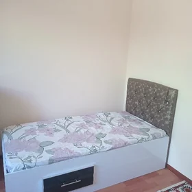 bir adamlyk krowat