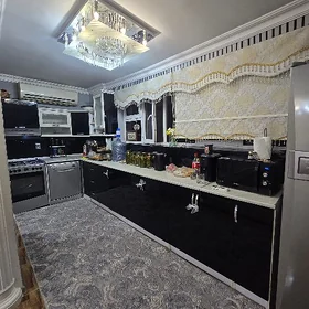 Satlk jaÿ 11 mek 3/3etaz 5kom