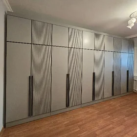MEBEL  GARNATUR ŞKAF