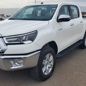 Toyota Hilux 2025