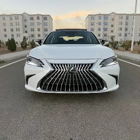 Lexus ES 350 2022