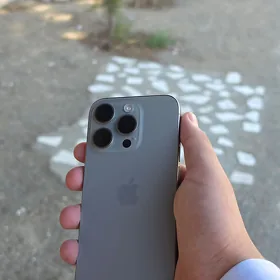 iPhone 15 Pro