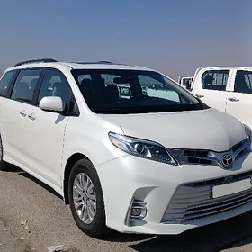 Toyota Sienna 2019