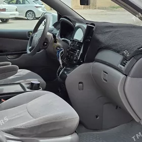 Toyota Sienna 2004