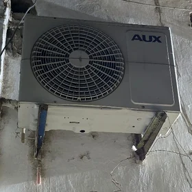 Aux Kondsioner