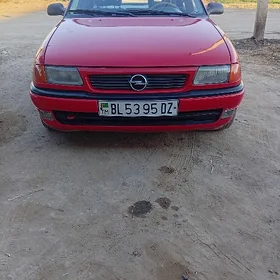 Opel Astra 1993