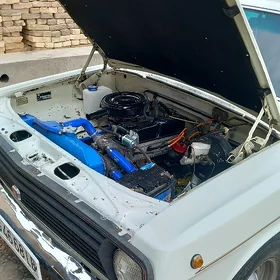Gaz 24 1989