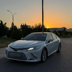 Toyota Camry 2022