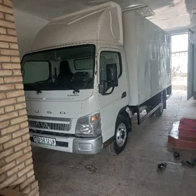 Mitsubishi Canter 2025