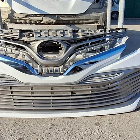 Camry öňki bamper  2018-2020