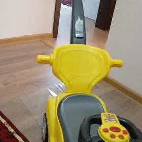 машина с ручкой. Ruckaly masyn