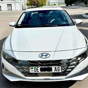 Hyundai Elantra 2021