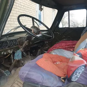 UAZ Profi 1992