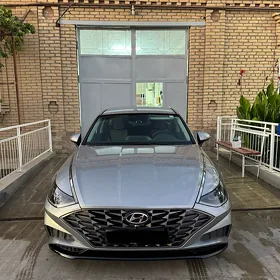 Hyundai Sonata 2021