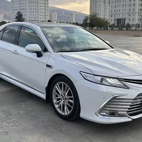 Toyota Camry 2023
