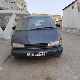 Toyota Previa 1991