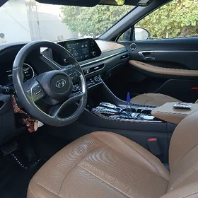 Hyundai Sonata 2021