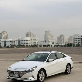 Hyundai Elantra 2021