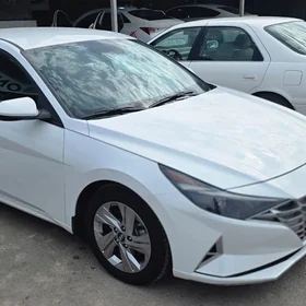 Hyundai Elantra 2021