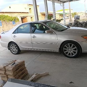 Toyota Camry 2003