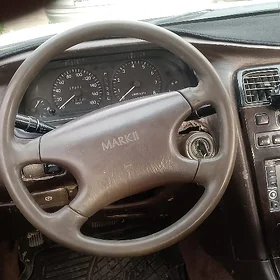 Toyota Mark II 1993