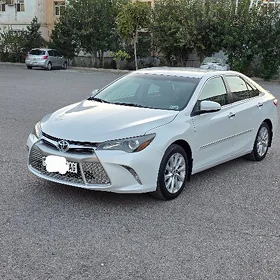 Toyota Camry 2016