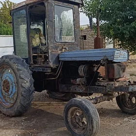 MTZ T-28 1990