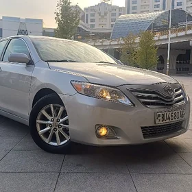 Toyota Camry 2010