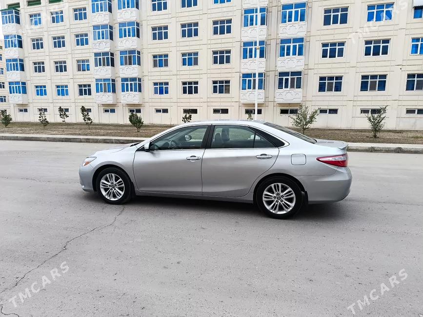 Toyota Camry 2016 - 1