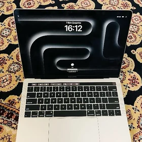 MACBOOK PRO 13 INCH