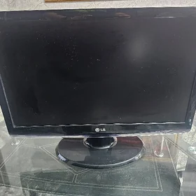 Monitor LG 24