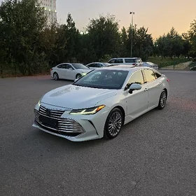 Toyota Avalon 2020