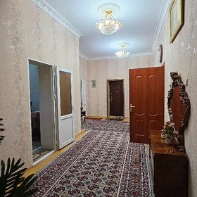 Элитка 3нди этаж 3комнат 171м²