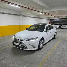 Lexus ES 350 2020