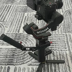 LUMIX GH5S